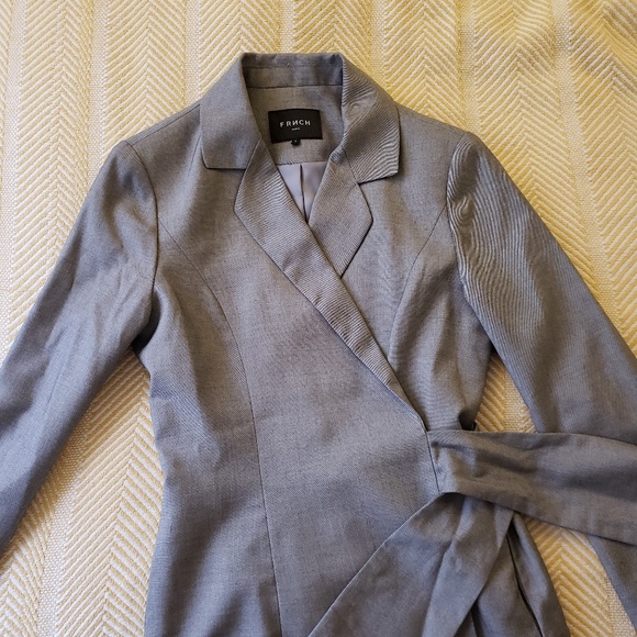 Frnch Blazer with side tie - Picture 3 of 4